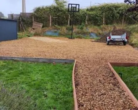 Le Paradis Des Chats Berceen Chez Stephanie Pres Circuit Du Mans, Animaux Acceptes *